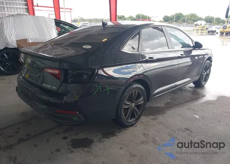 2022 Volkswagen Jetta 1.5T Se z USA, uszkodzony, nr VIN 3VW7M7BU1NM015197